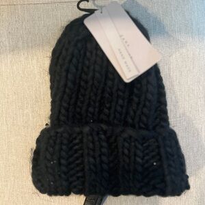 Zara Black Knit Hat